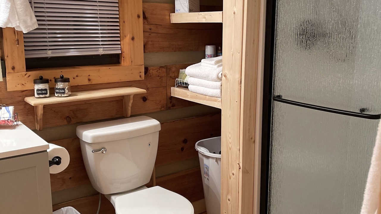 Photo of Bathroom in Tellico Plains