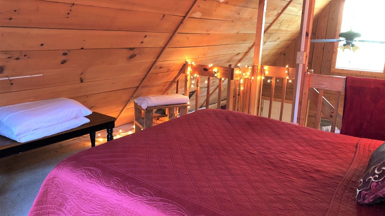 Photo of Bedroom in Tellico Plains