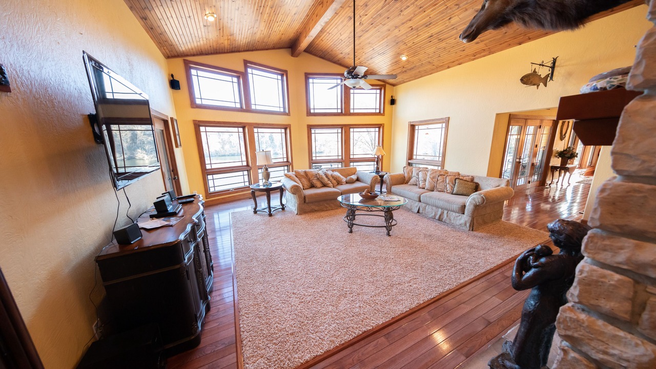 Photo of Livingroom in Buffalo City