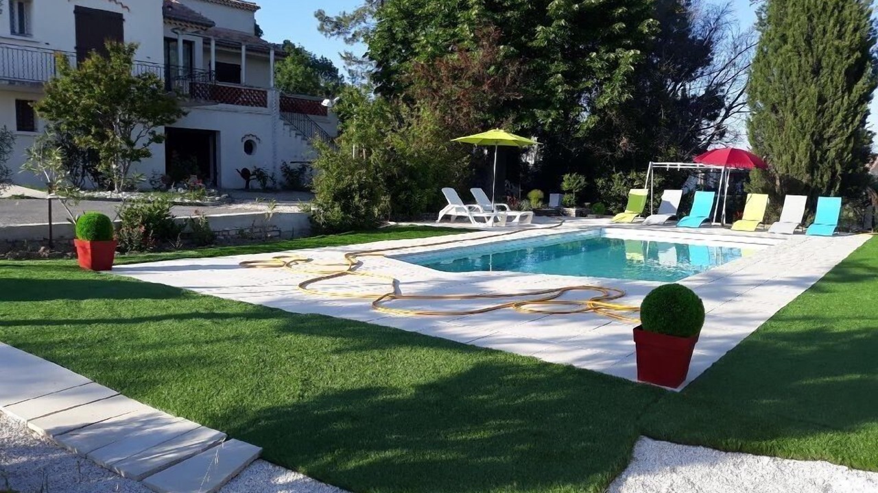Photo of Outdoor in Rousson