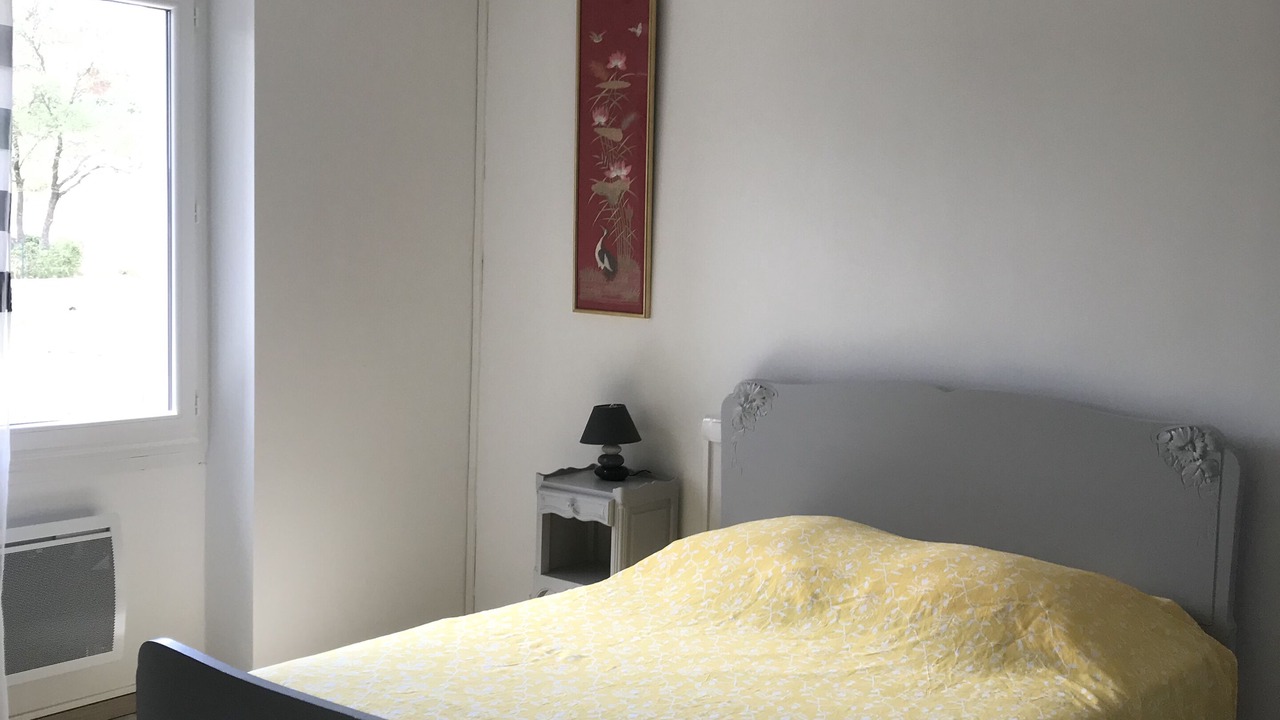 Photo of Bedroom in Rousson