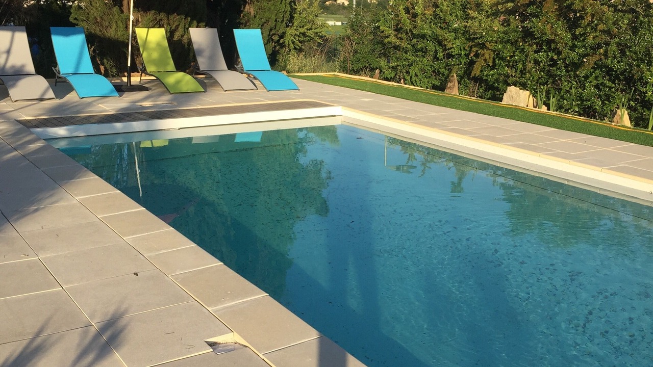 Photo of Outdoor in Rousson