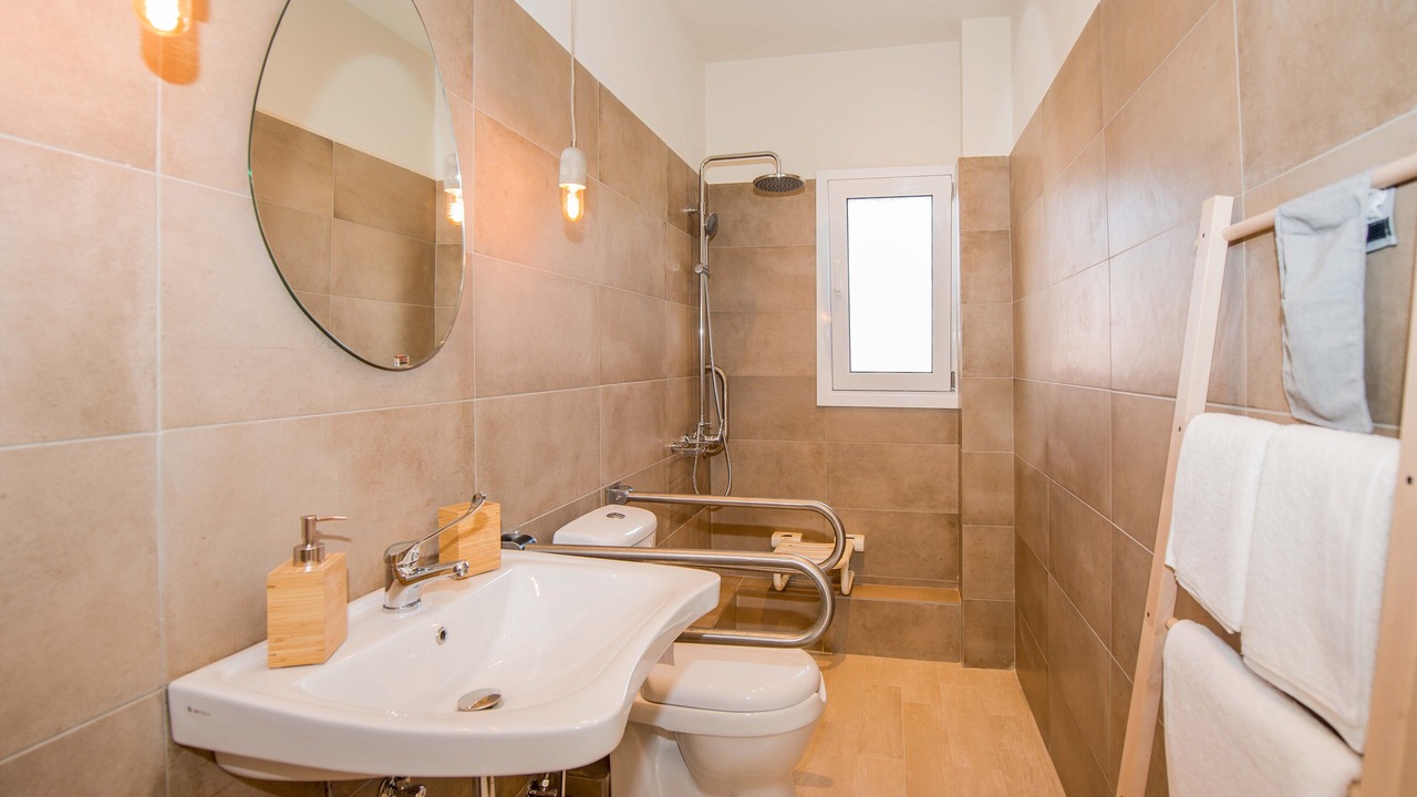 Photo of Bathroom in Agni