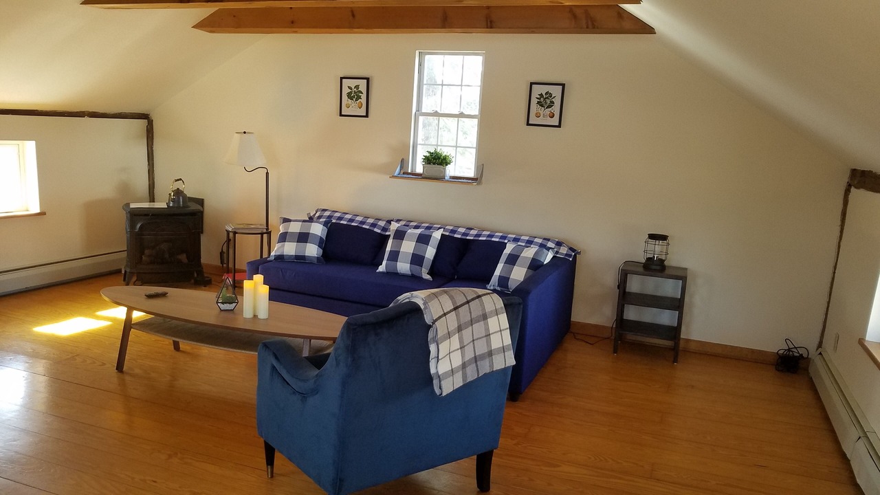 Photo of Livingroom in Hillsdale