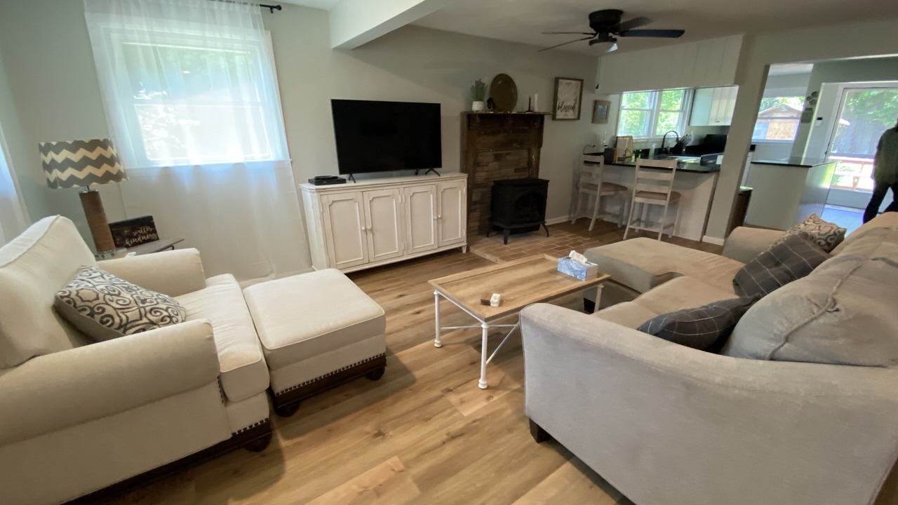 Photo of Livingroom in Qualla