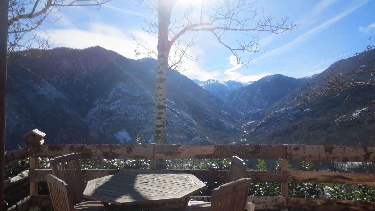 Photo of Outdoor in Larcat
