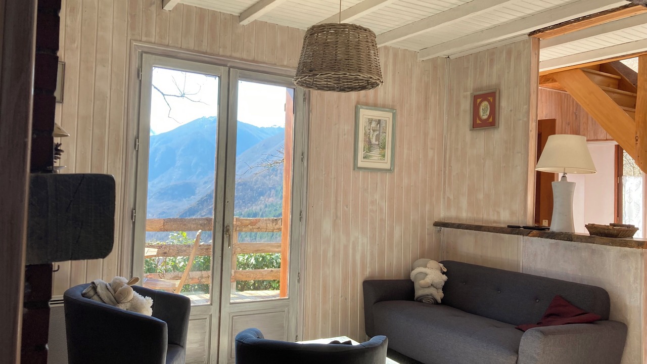 Photo of Livingroom in Larcat