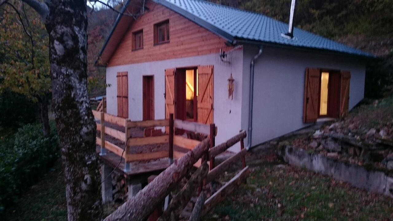 Photo of Outdoor in Larcat