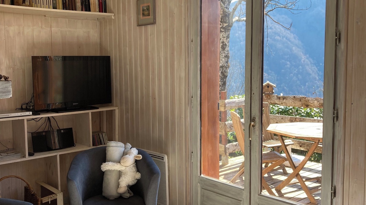 Photo of Livingroom in Larcat