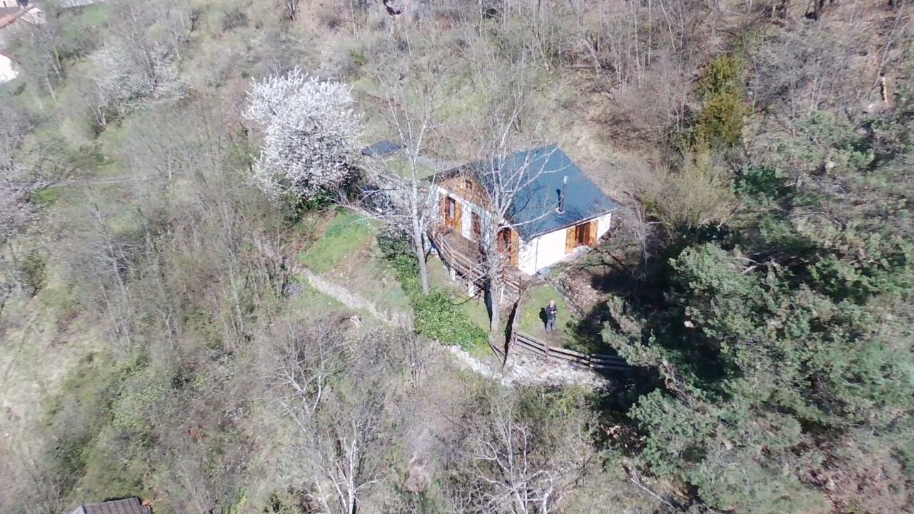 Photo of Outdoor in Larcat