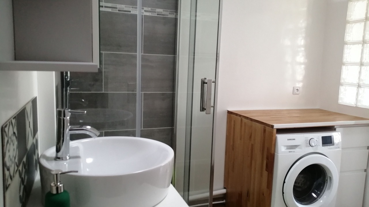 Photo of Bathroom in Dammarie Les Lys