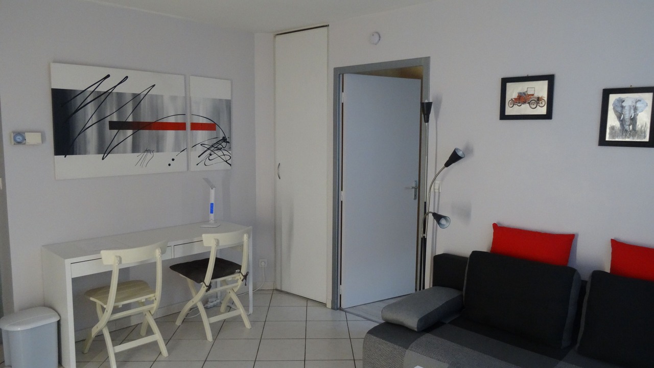 Photo of Livingroom in Yves Farge - Le Fleuve