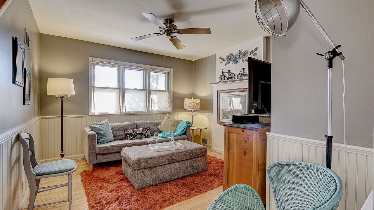 Photo of Bedroom in Cedarburg