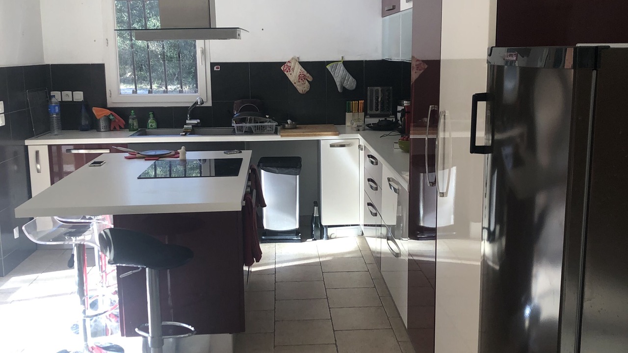 Photo of Kitchen in Meounes-les-Montrieux