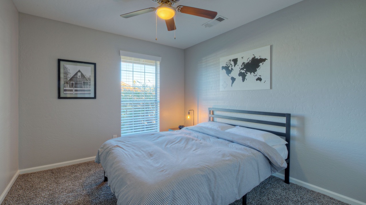 Photo of Bedroom in Desert Harbor