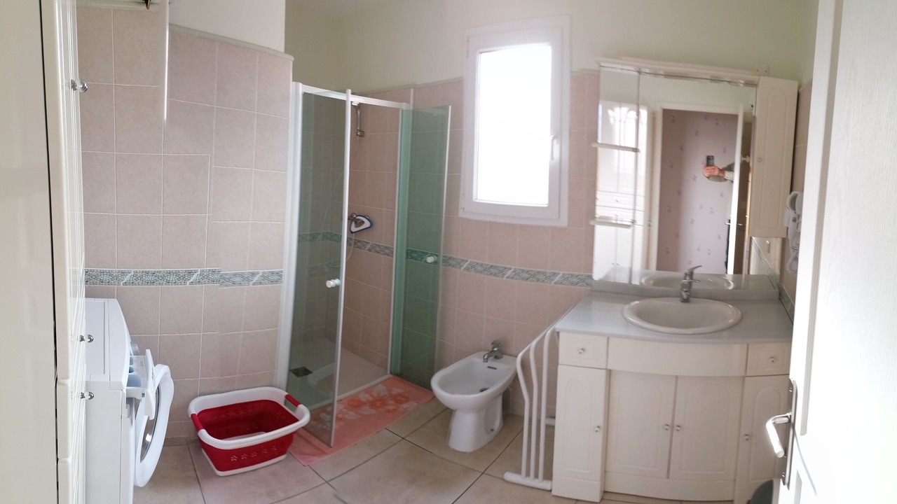 Photo of Bathroom in Laure-Minervois