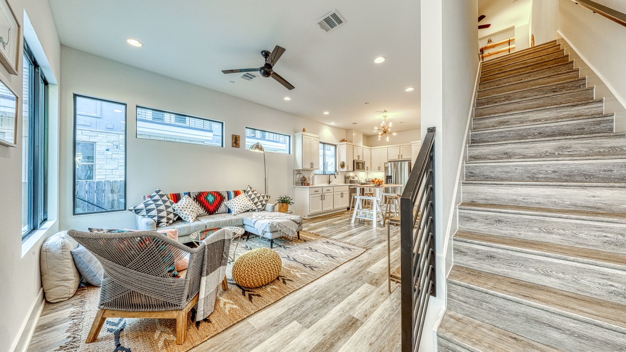 Photo of Livingroom in Highland