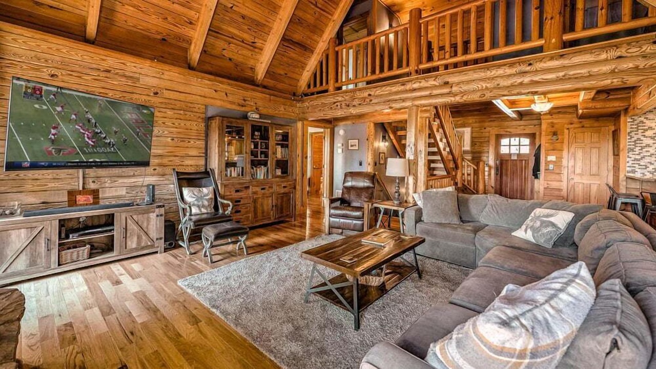Photo of Livingroom in Morganton