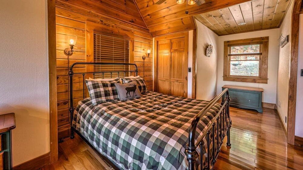 Photo of Bedroom in Morganton