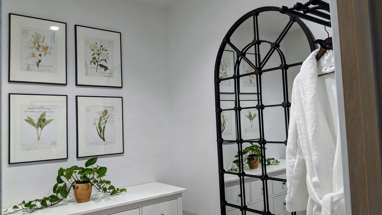 Photo of Others in Woodside