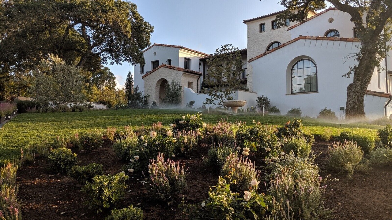 Photo of Others in Woodside