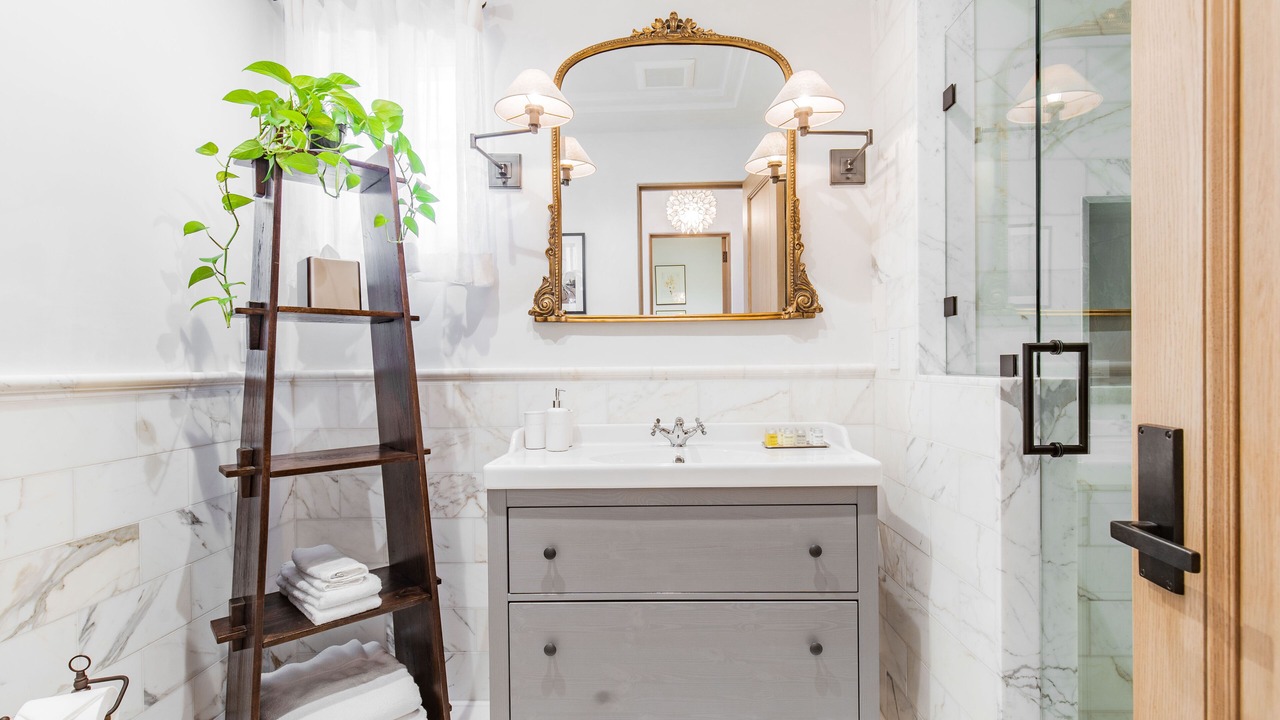 Photo of Others in Woodside