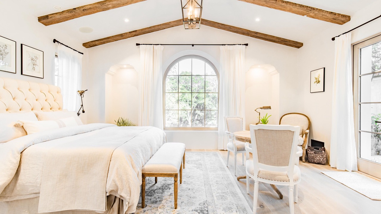 Photo of Others in Woodside