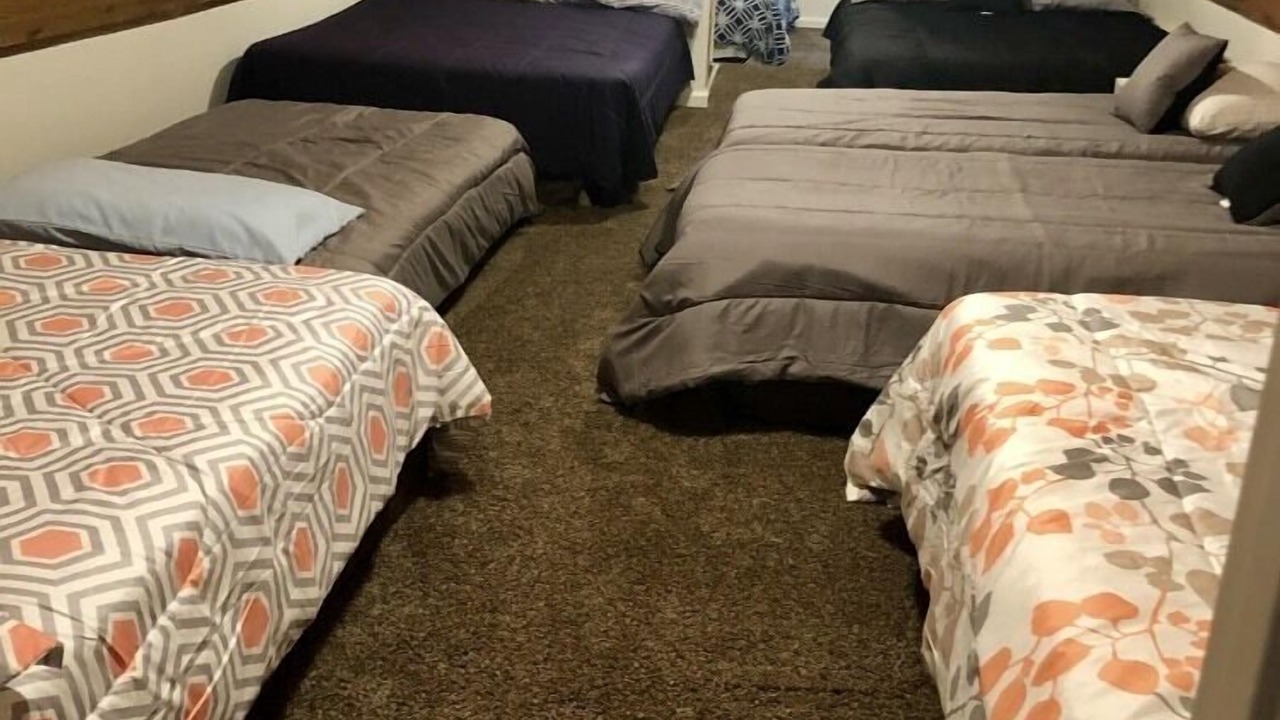 Photo of Bedroom in Posey