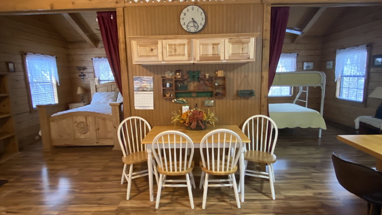 Photo of Bedroom in Vanderpool