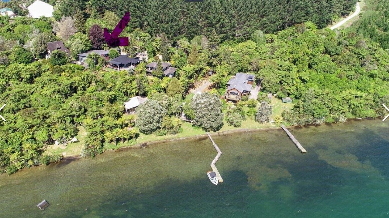 Photo of Others in Tikitere