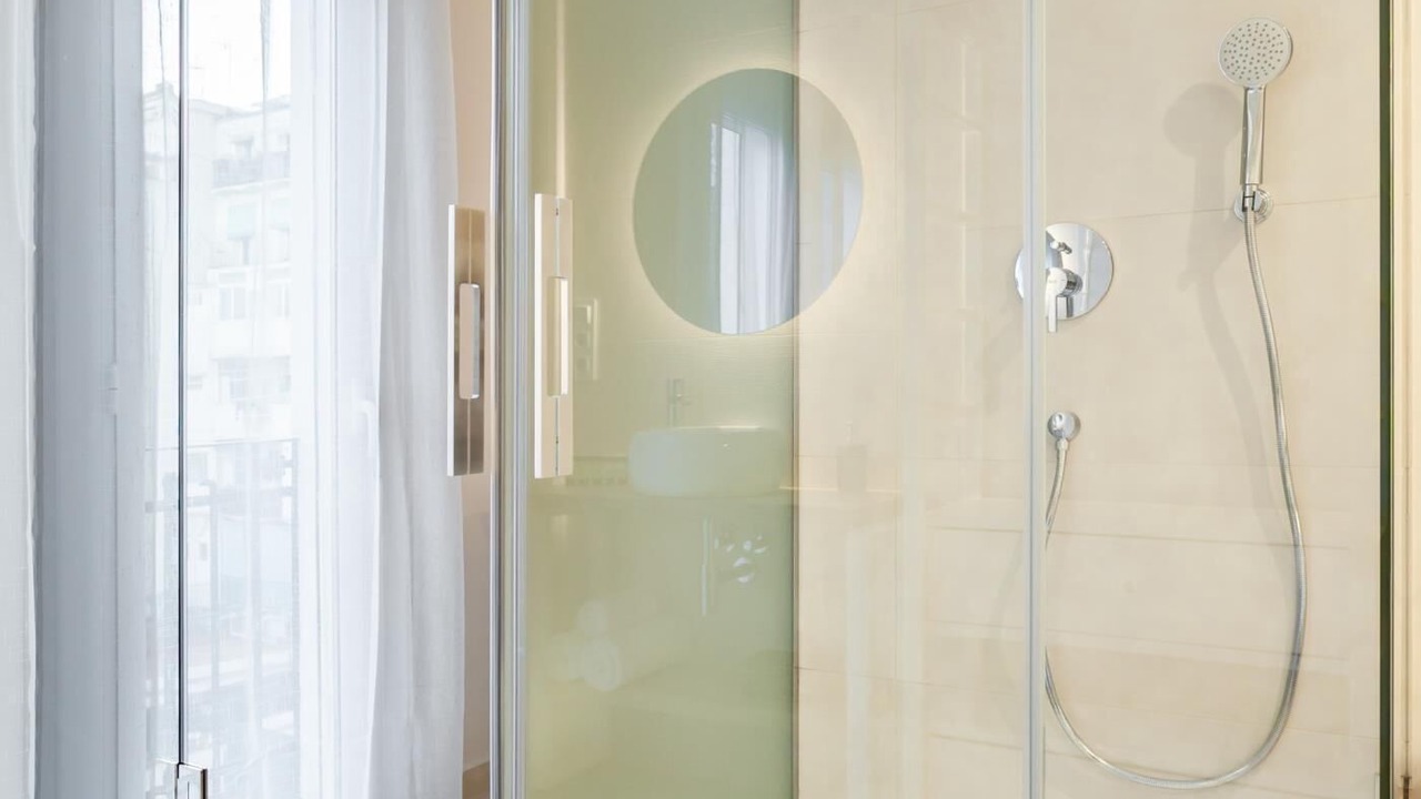 Photo of Bathroom in El Poble-sec