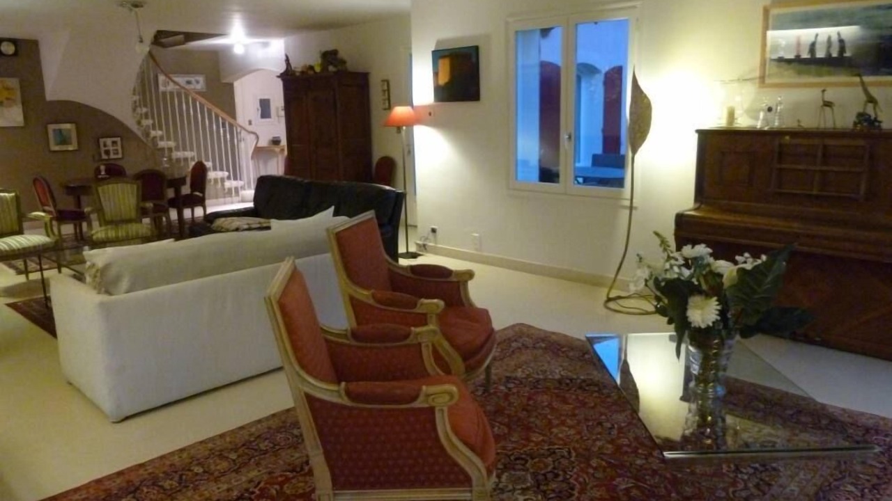 Photo of Livingroom in Saint-Restitut