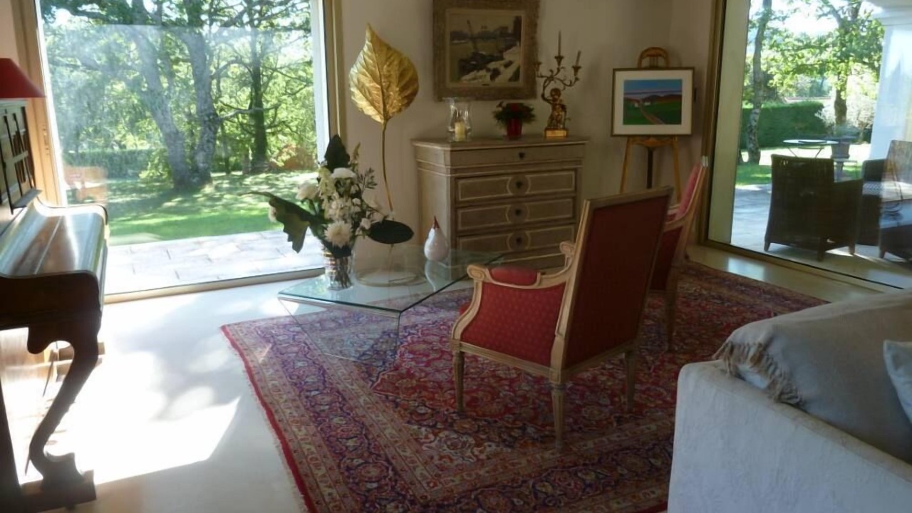 Photo of Livingroom in Saint-Restitut