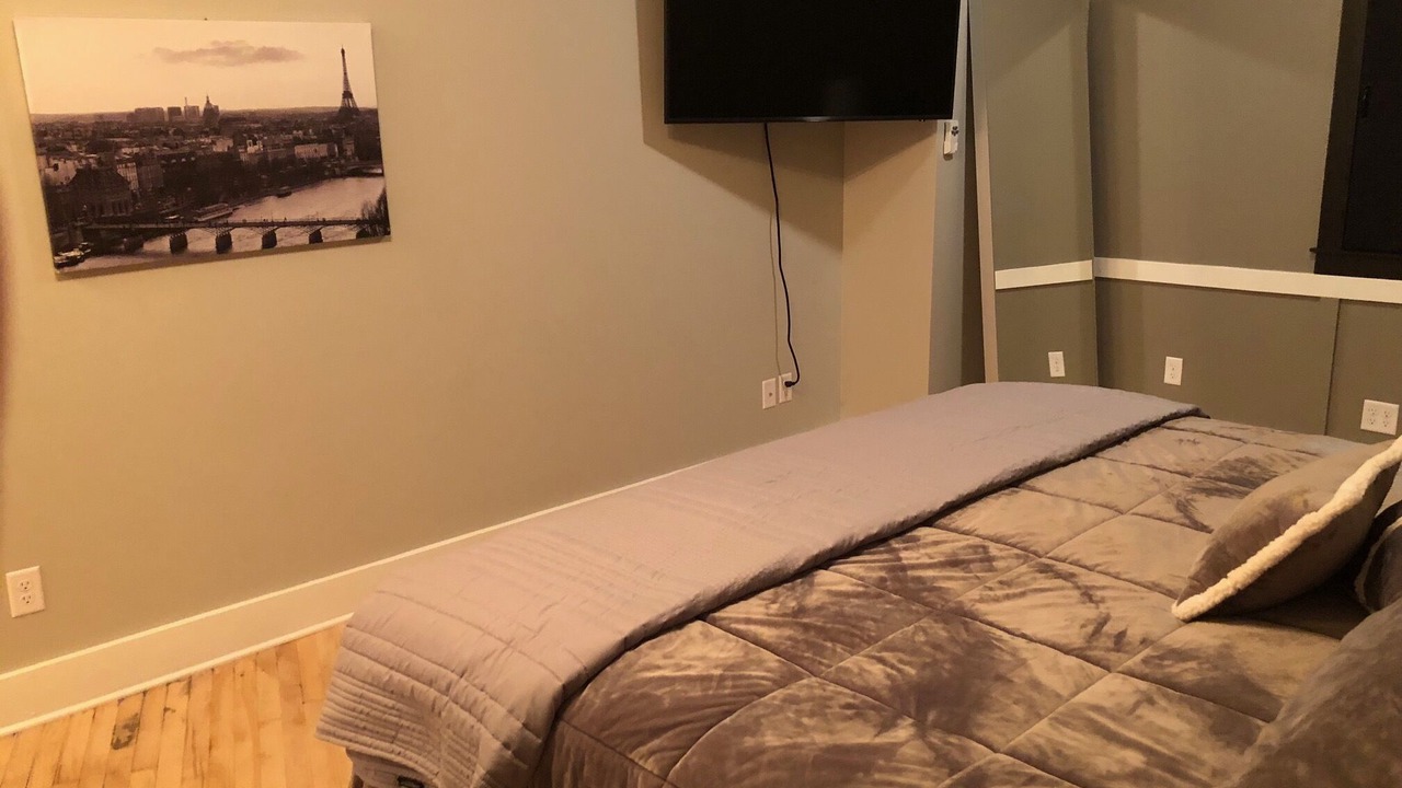 Photo of Bedroom in Elkhart
