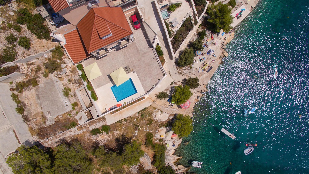 Photo of Others in Cove Osibova (Milna)