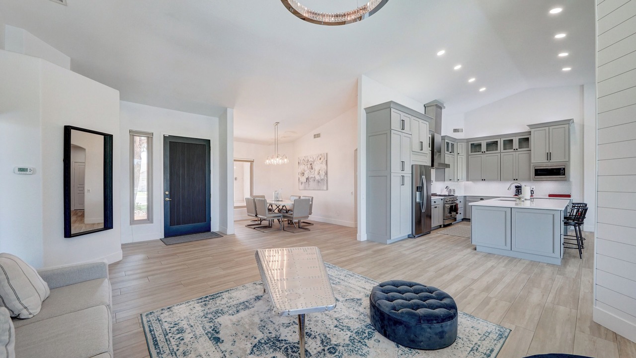 Photo of Livingroom in Chandler