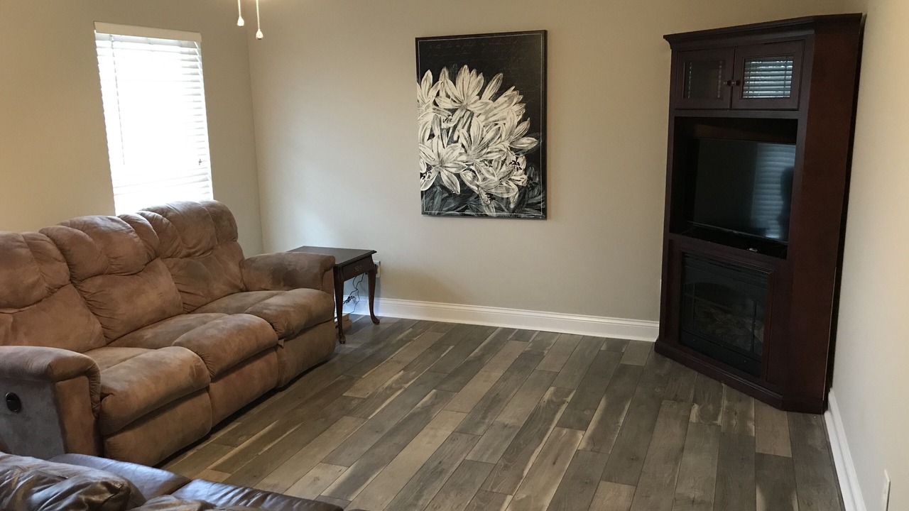 Photo of Livingroom in Cleveland