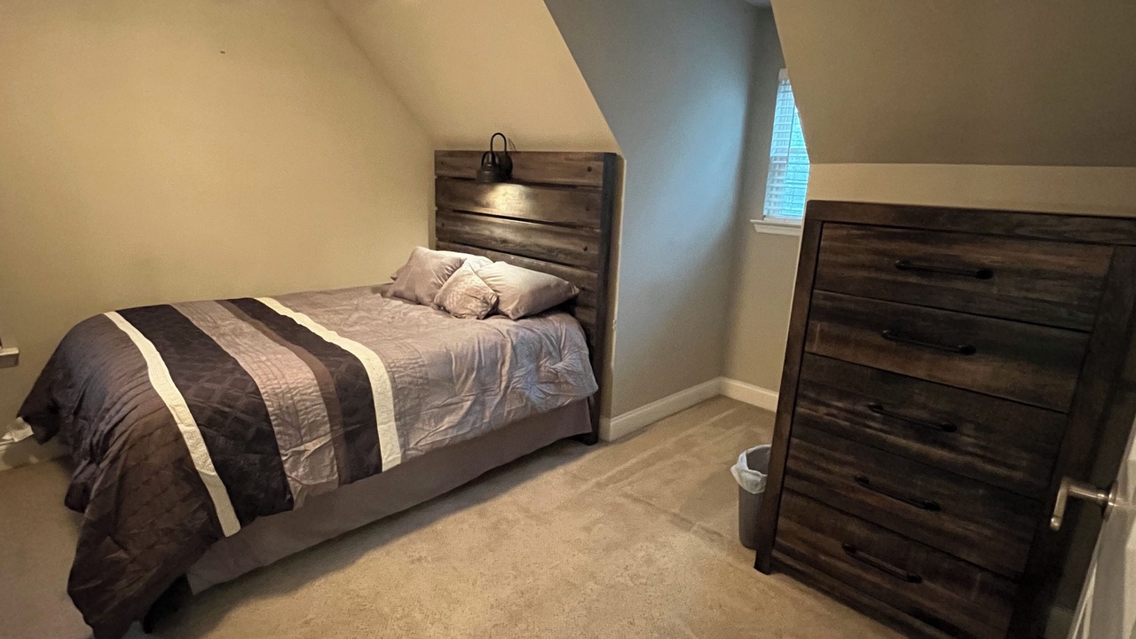 Photo of Bedroom in Cleveland