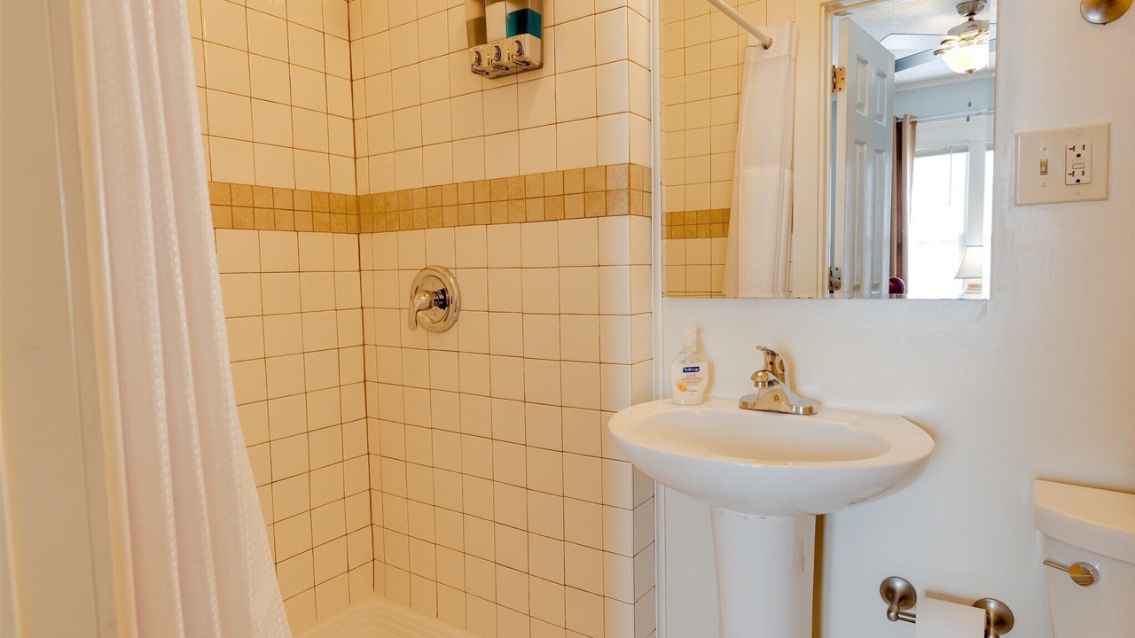 Photo of Bedroom in Des Moines