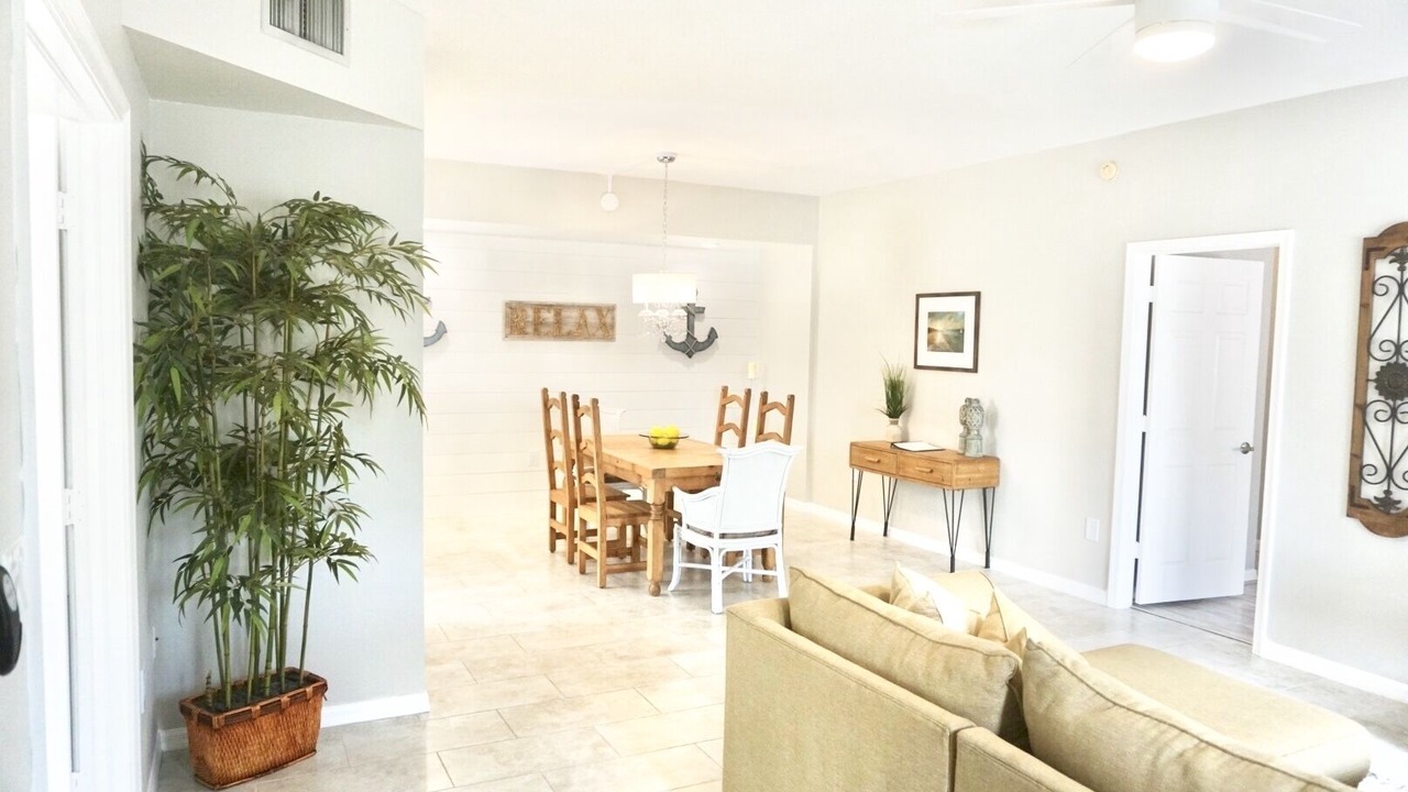 Photo of Livingroom in Bella Vista