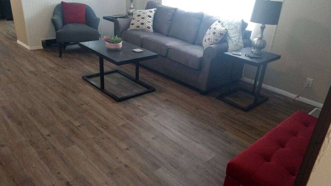 Photo of Livingroom in Lake City