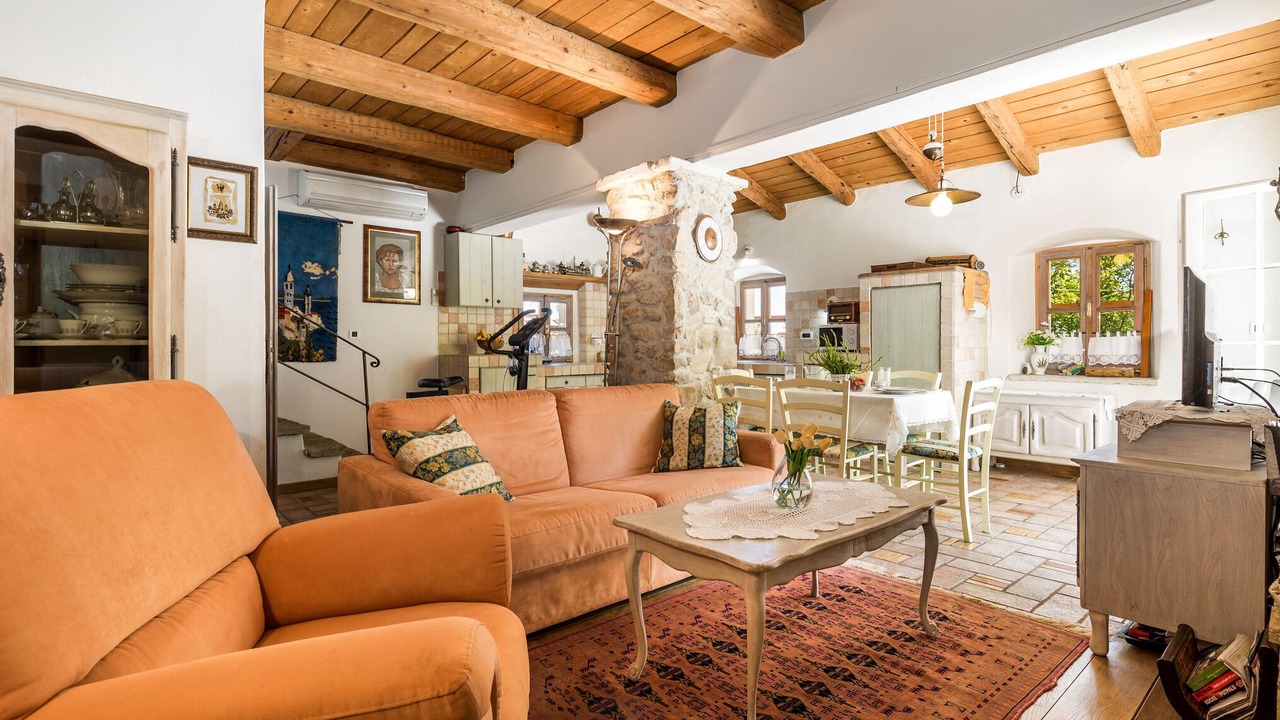 Photo of Bedroom in Sucici