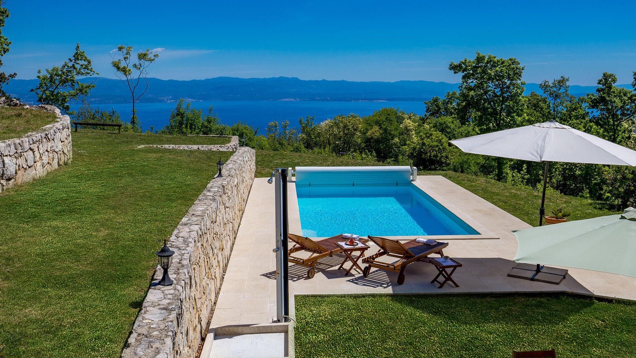 Photo of Outdoor in Sucici