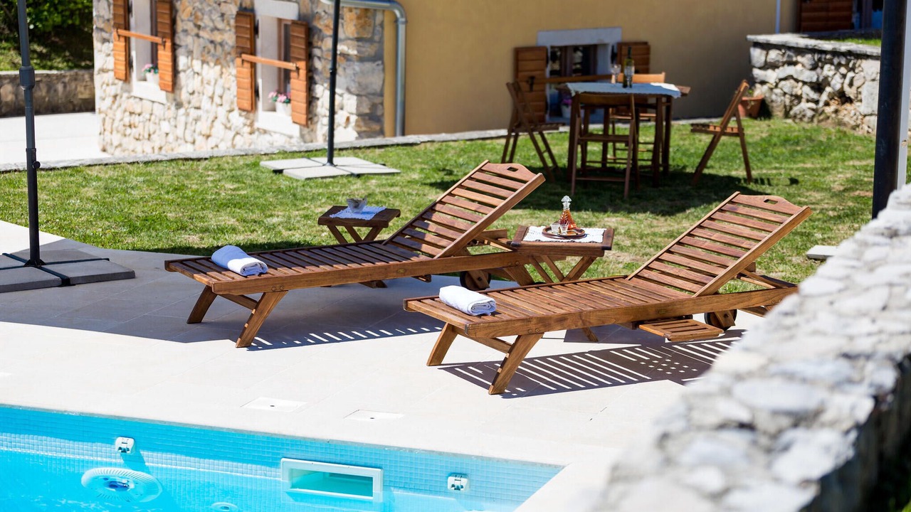 Photo of Outdoor in Sucici
