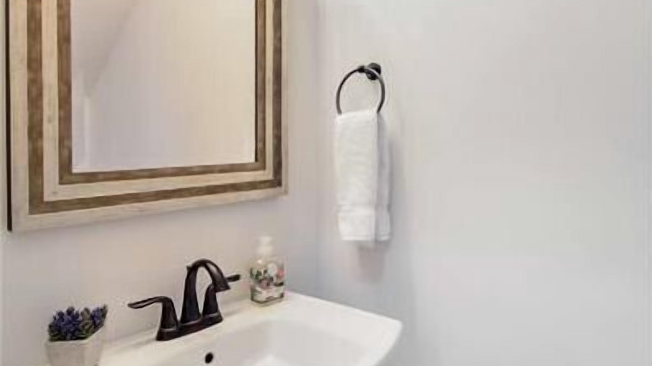 Photo of Bathroom in Jekyll Island