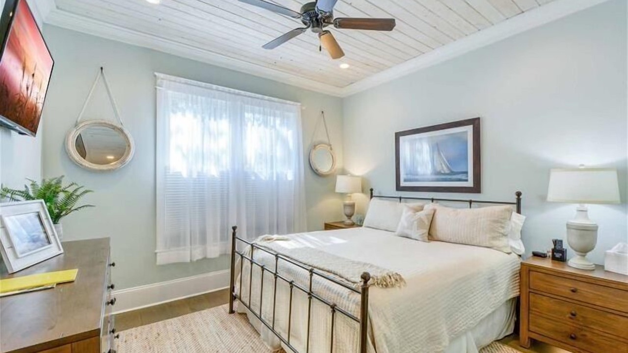 Photo of Bedroom in Jekyll Island
