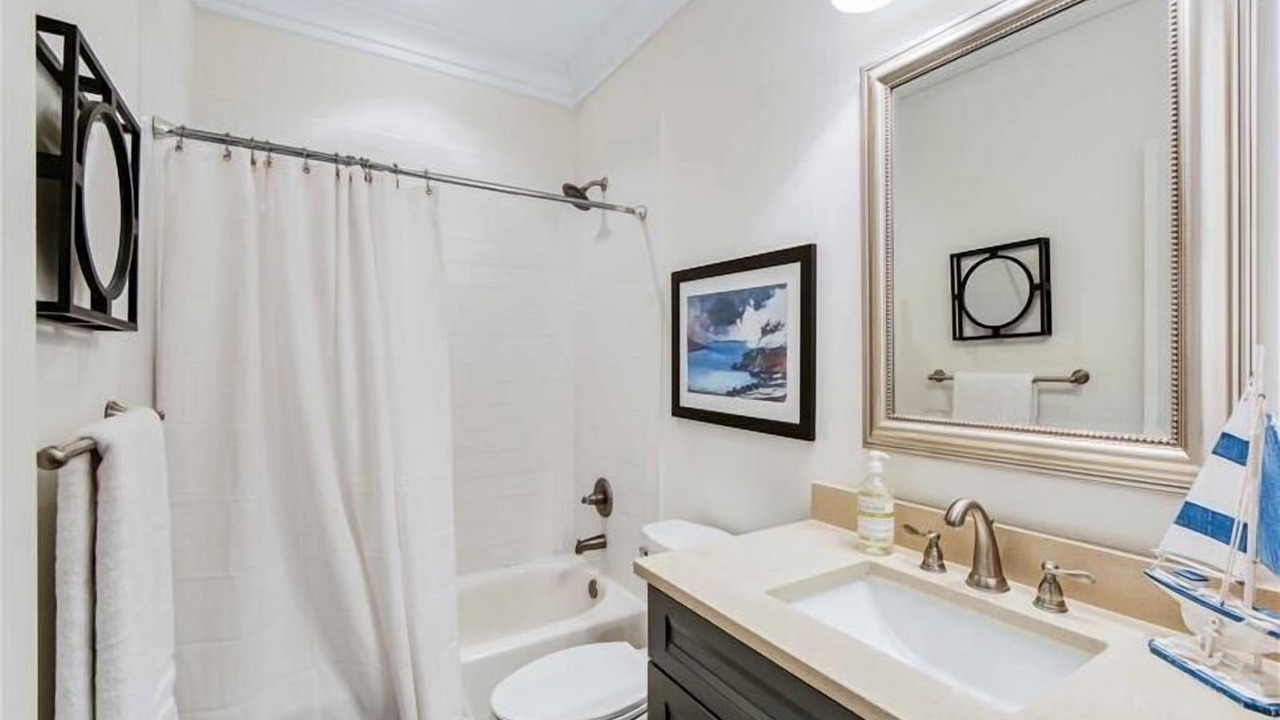 Photo of Bathroom in Jekyll Island
