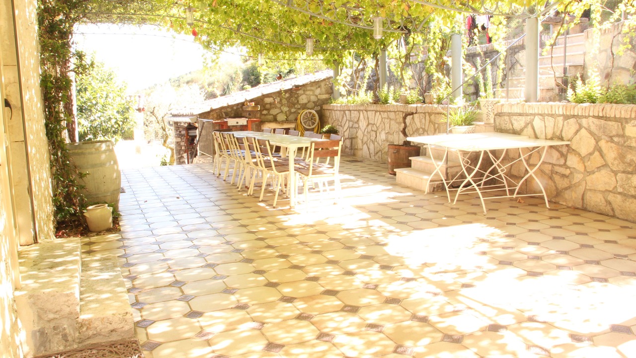 Photo of Outdoor in Valvigneres