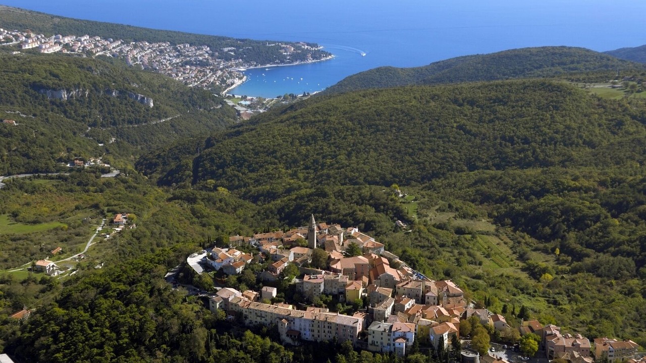 Photo of Outdoor in Bartici
