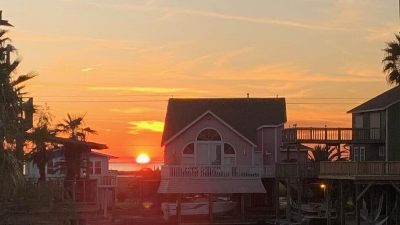 Photo of Others in Jamaica Beach